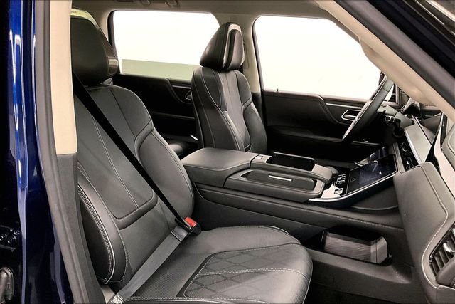 2025 INFINITI QX80 Sensory 4WD - Photo 8