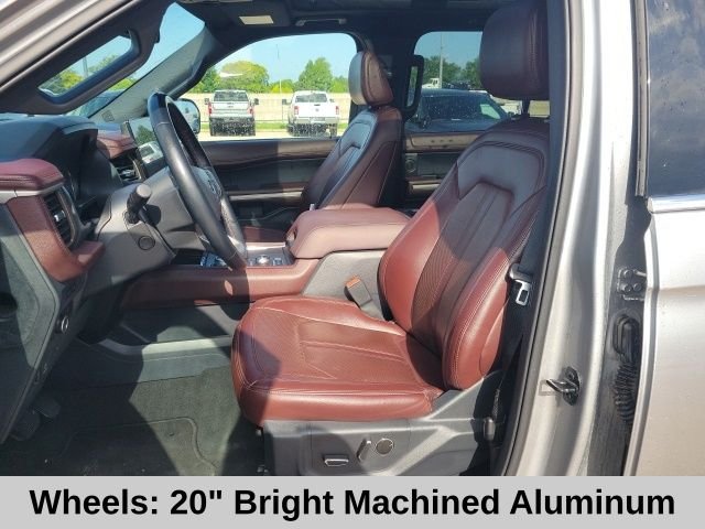 Used 2024 Silver Ford Limited image 19