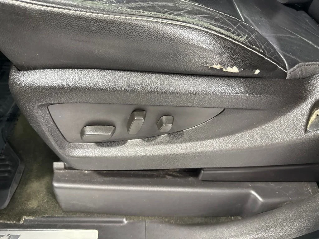 Used 2015 Gray Chevrolet LT image 15
