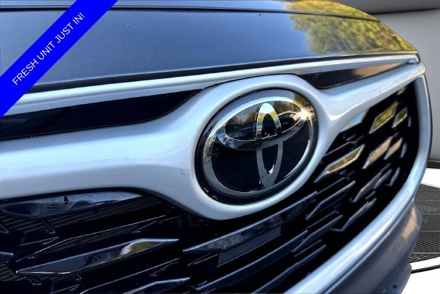 Used 2023 Gray Toyota LE image 35