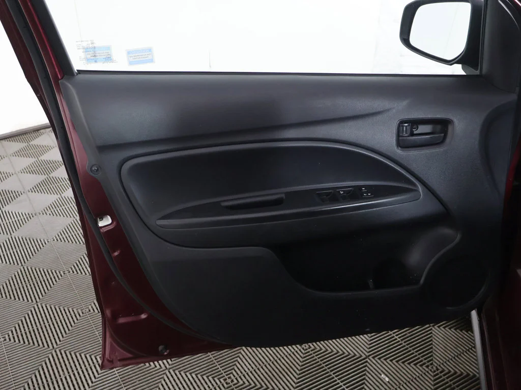 Used 2024 Red Mitsubishi LE image 20