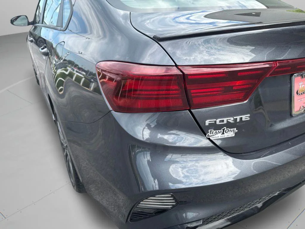 Used 2023 Gravity Gray Kia GT-Line image 38