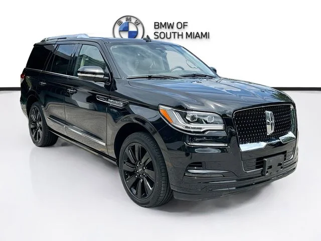 2024 Lincoln Navigator Reserve 4WD's photo
