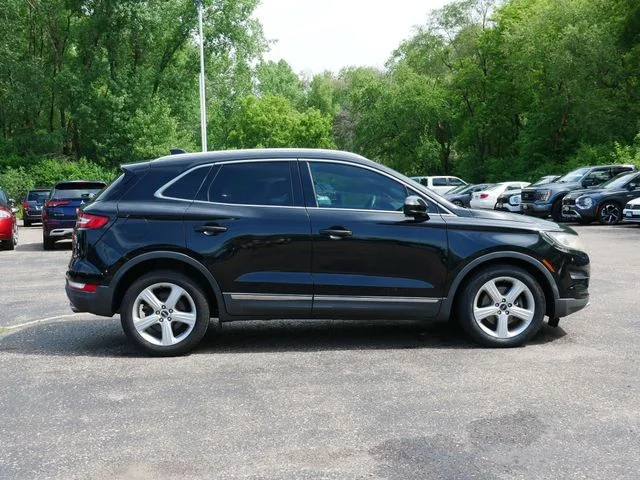 Used 2018 Velvet Lincoln Premiere image 6