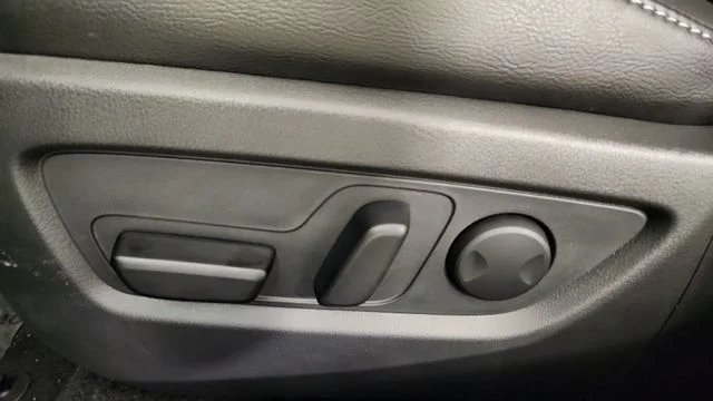 New 2026 Jet Black Mica Mazda 2.5 S Preferred AWD image 13