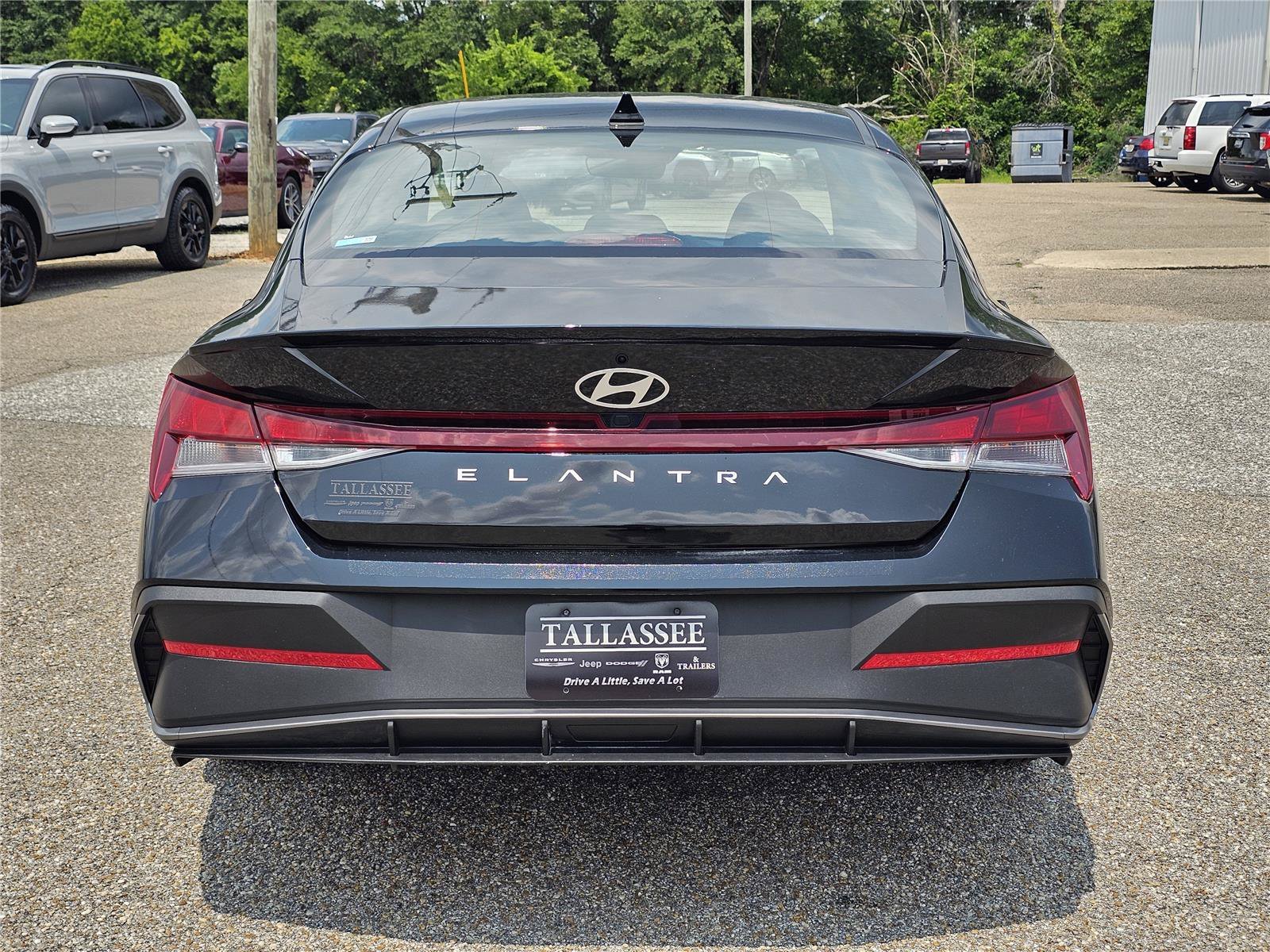 Used 2026 Abyss Black Hyundai SEL Sport image 10