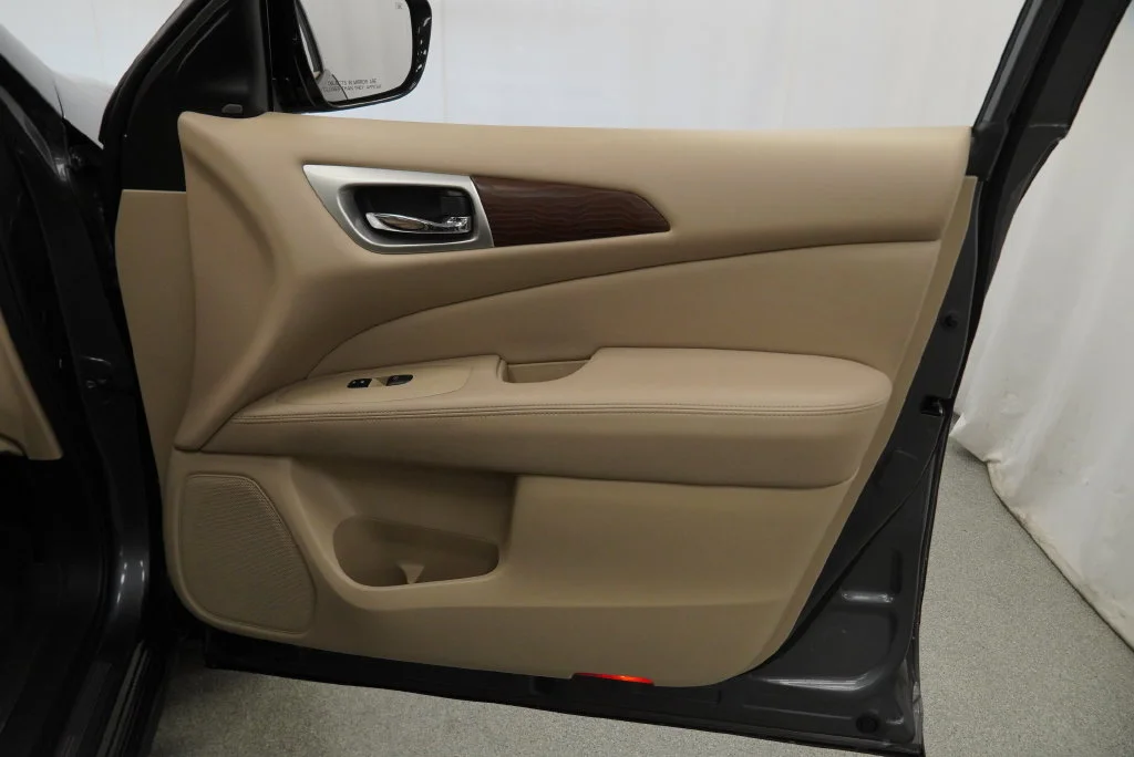 Used 2017 Gun Metallic Nissan Platinum image 44