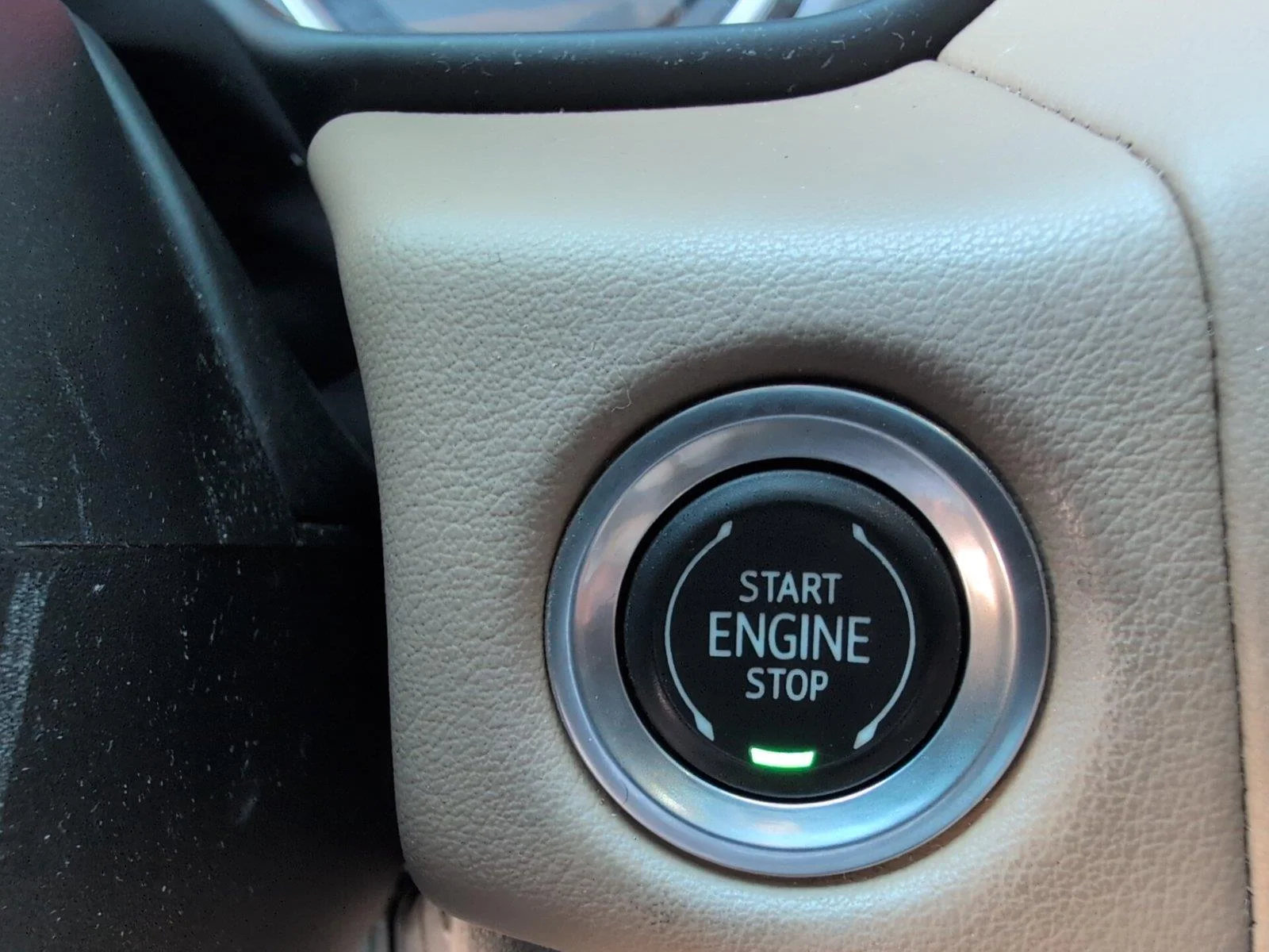 Used 2021 EMPIRE BEIGE METALLIC Chevrolet Premier image 27