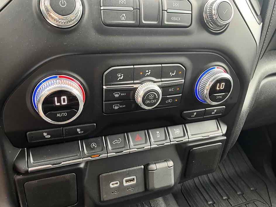 Used 2020 White GMC Elevation image 26