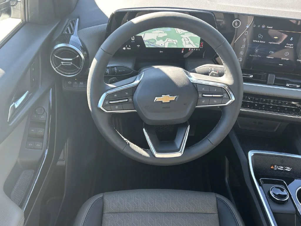 2027 Chevrolet Equinox LT - Photo 12