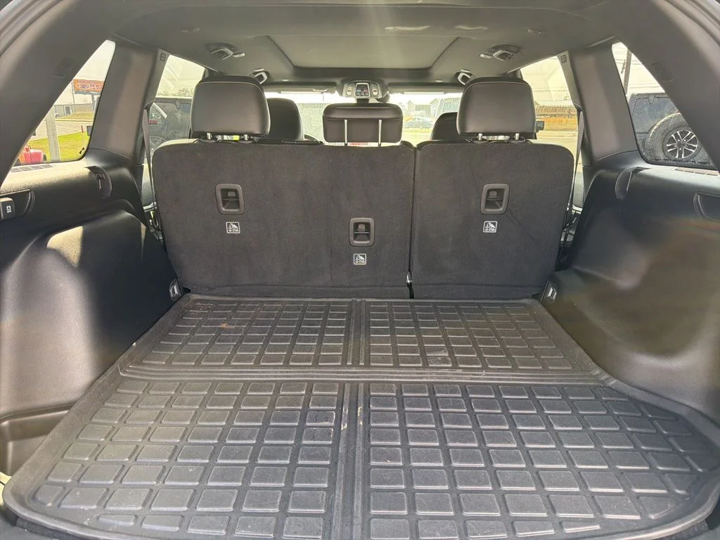 Used 2025 Black Jeep Limited image 9