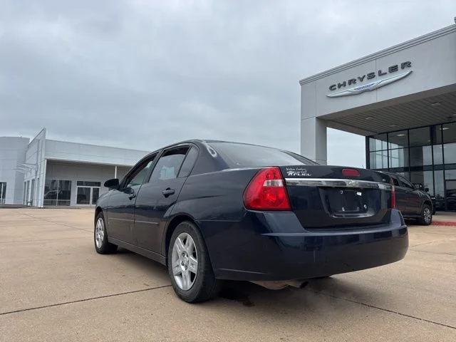 Used 2007 Blue Chevrolet LT image 5