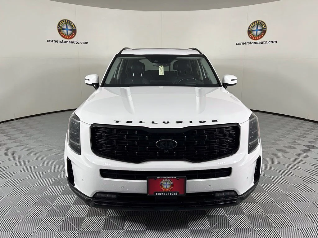 Used 2021 White Kia SX image 17