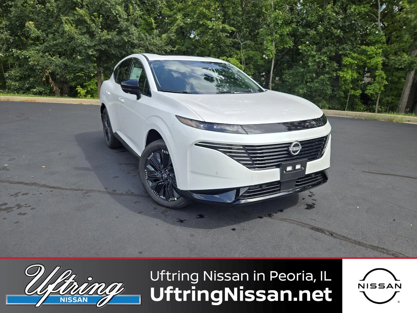 New 2027 Everest White Pearl Tricoat Nissan Platinum image 1