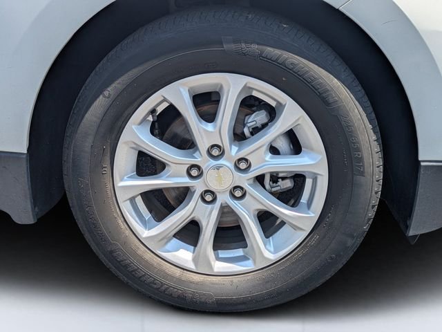 Used 2021 White Chevrolet LS image 11