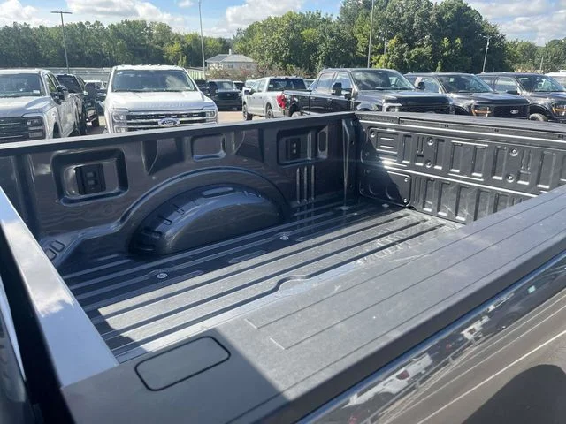 New 2026 Carbonized Gray Metallic Ford XLT image 8