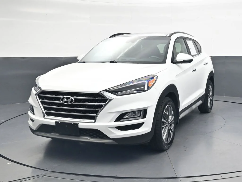 Used 2019 White Hyundai Ultimate image 13