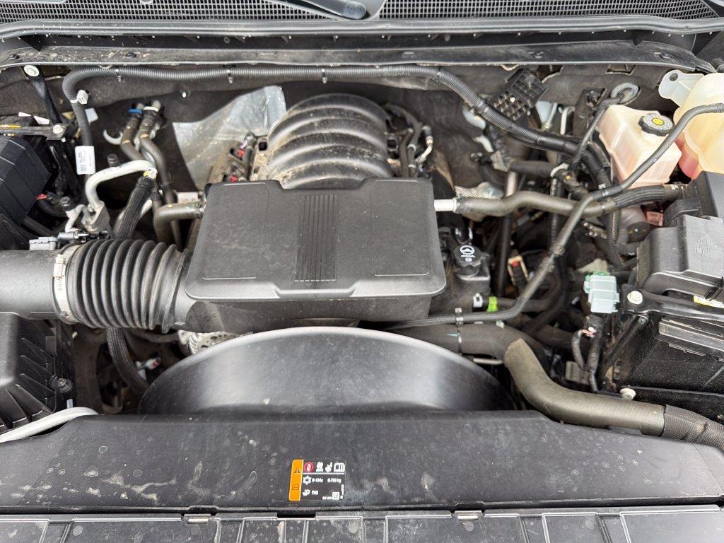 Used 2023 White Chevrolet Work Truck image 23