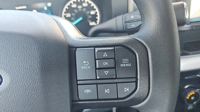 New 2027 Oxford White Ford XL 4WD image 35