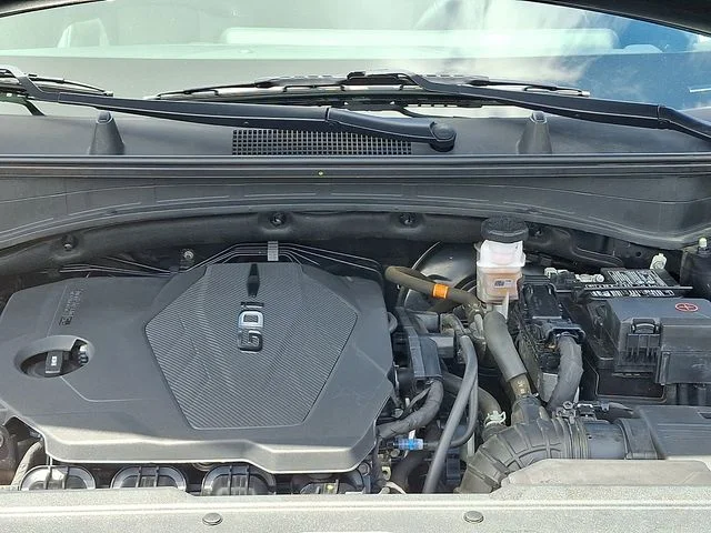 Used 2023 Black Kia EX image 29