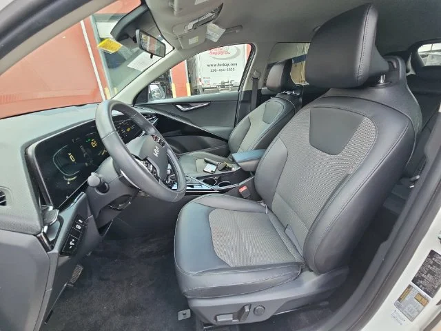 Used 2023 White Kia EX image 28