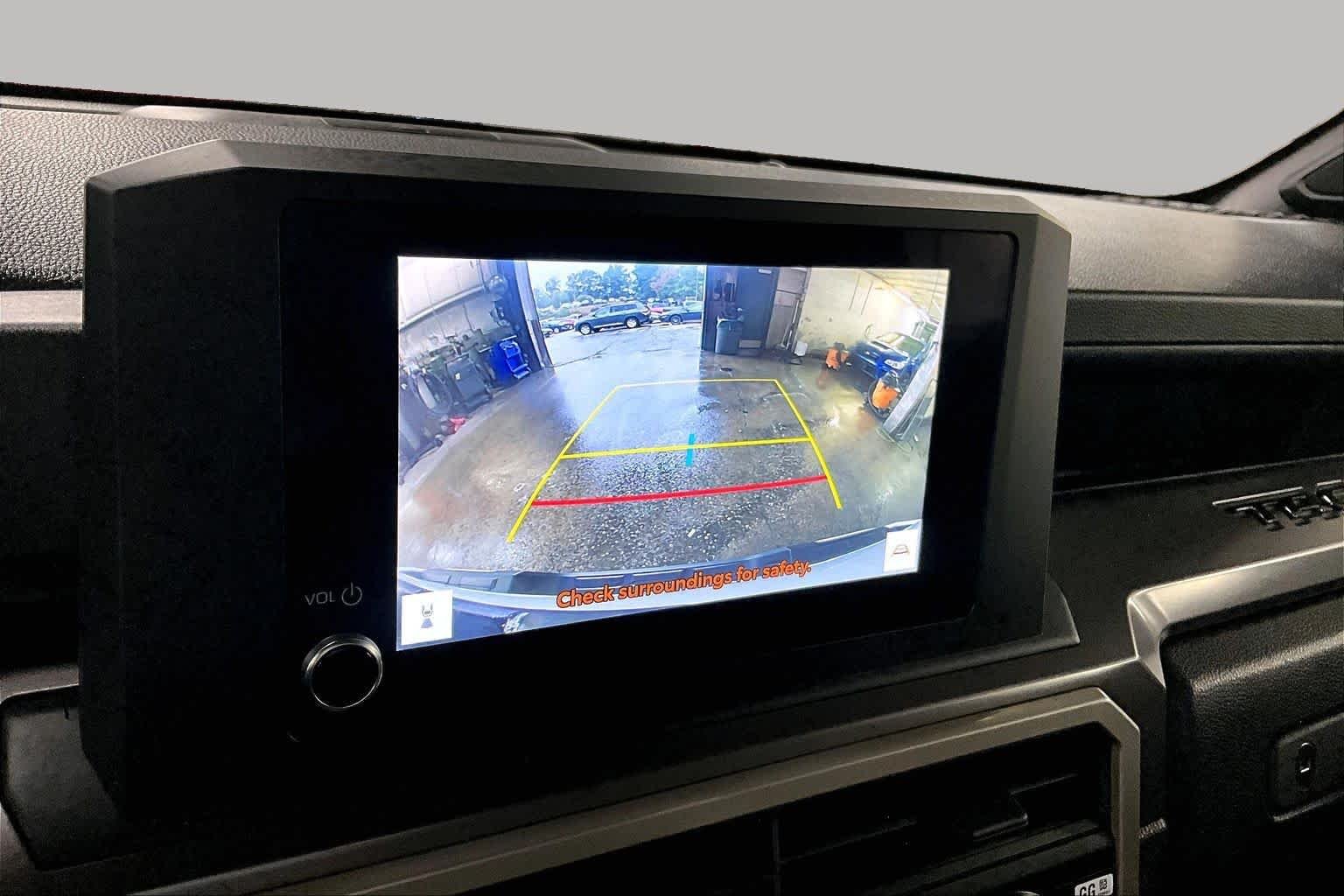Used 2025 Ice Cap Toyota SR5 image 27