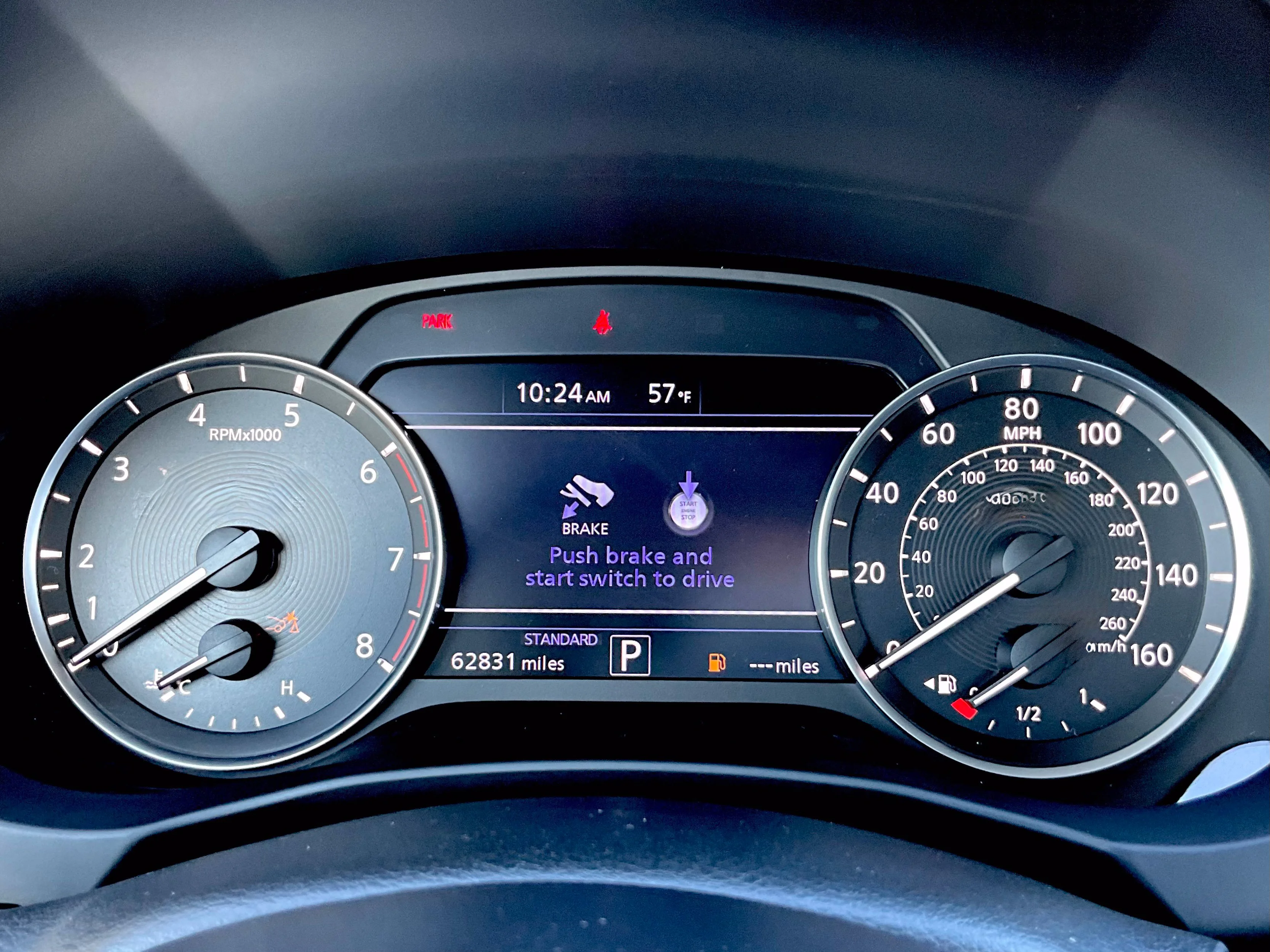 Used 2021 White INFINITI LUXE image 15