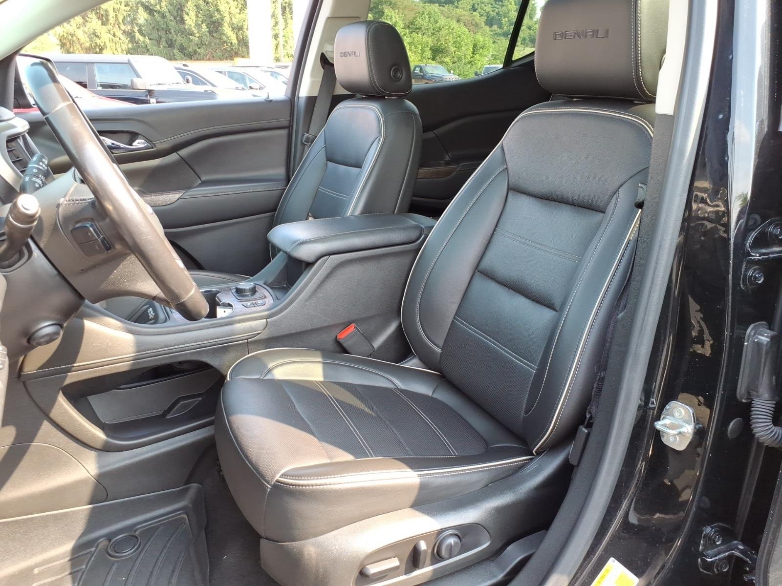 Used 2021 Ebony Twilight Metallic GMC Denali image 8