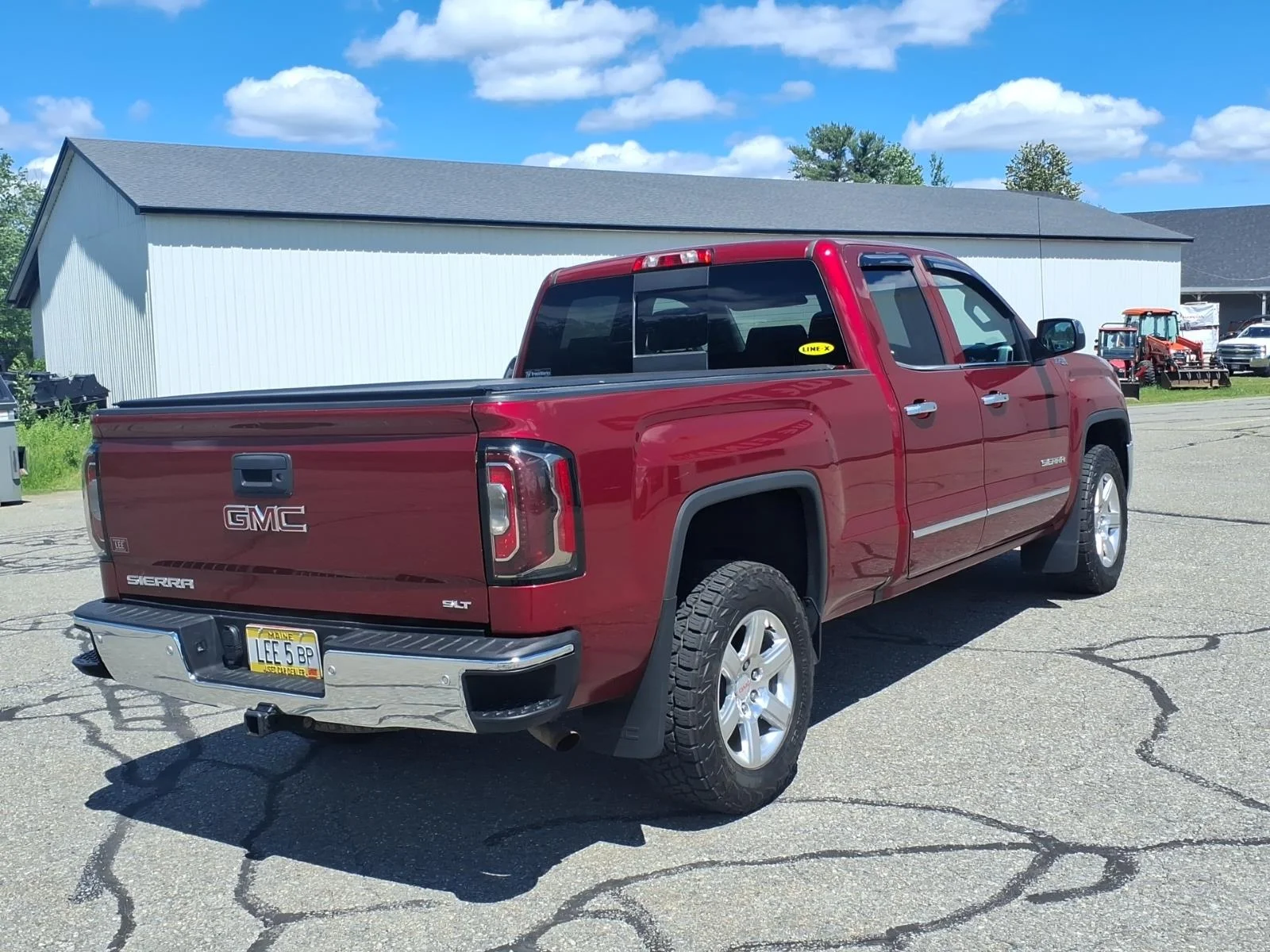 Used 2018 Quartz GMC SLT image 5