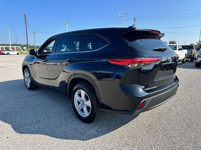 Used 2021 Black Toyota LE image 3