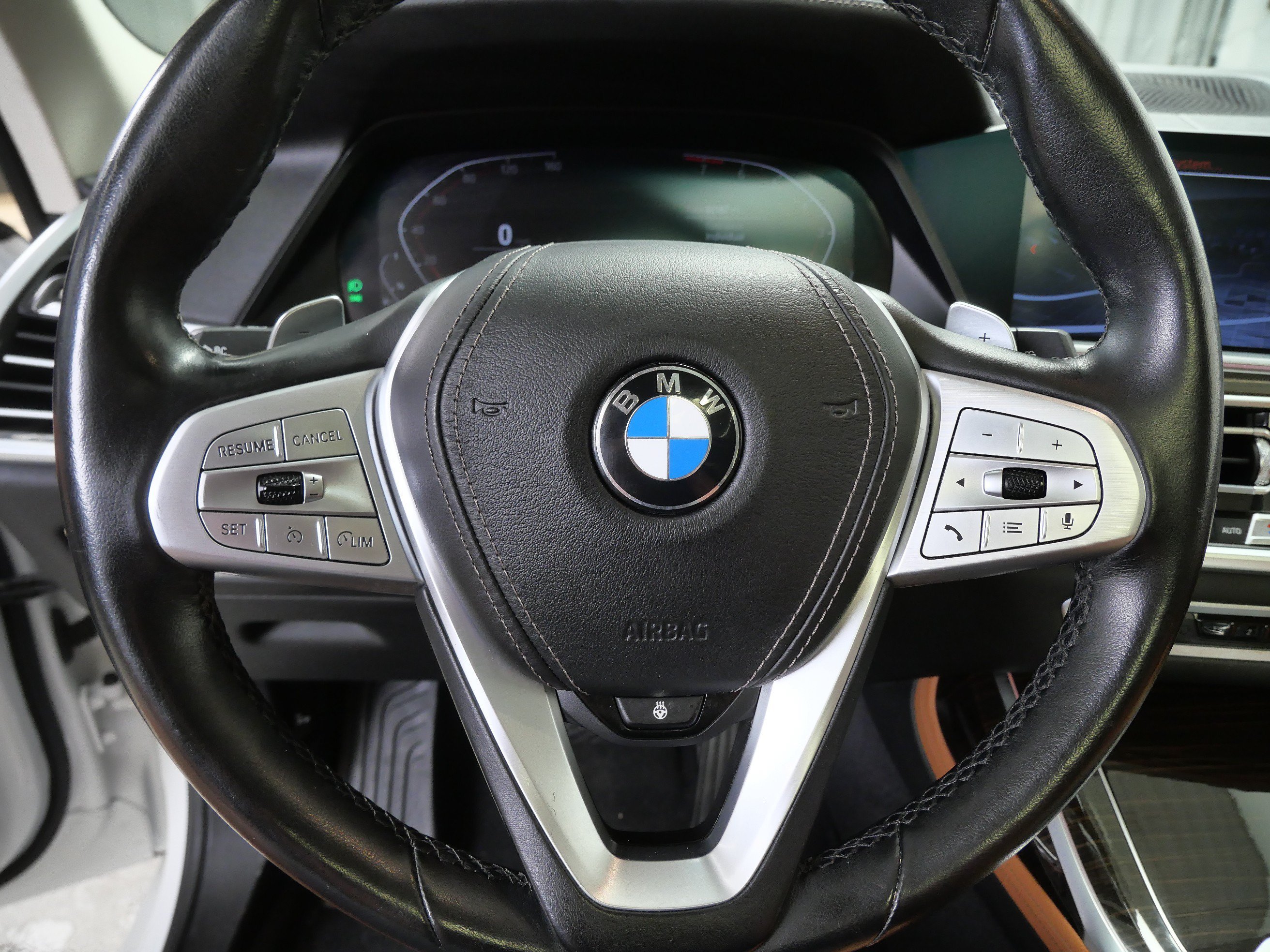 Used 2019 Alpine White BMW xDrive40i image 27