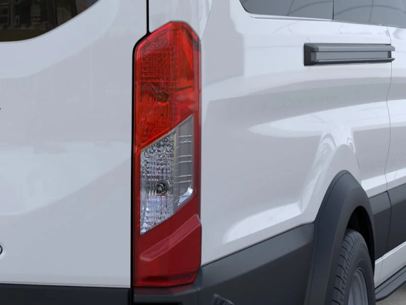 New 2026 Oxford White Ford Passenger Van XLT image 21