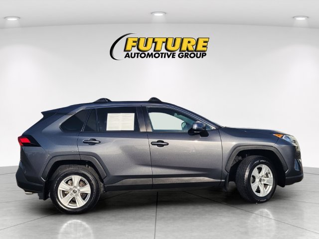 Used 2021 Gray Toyota XLE image 3