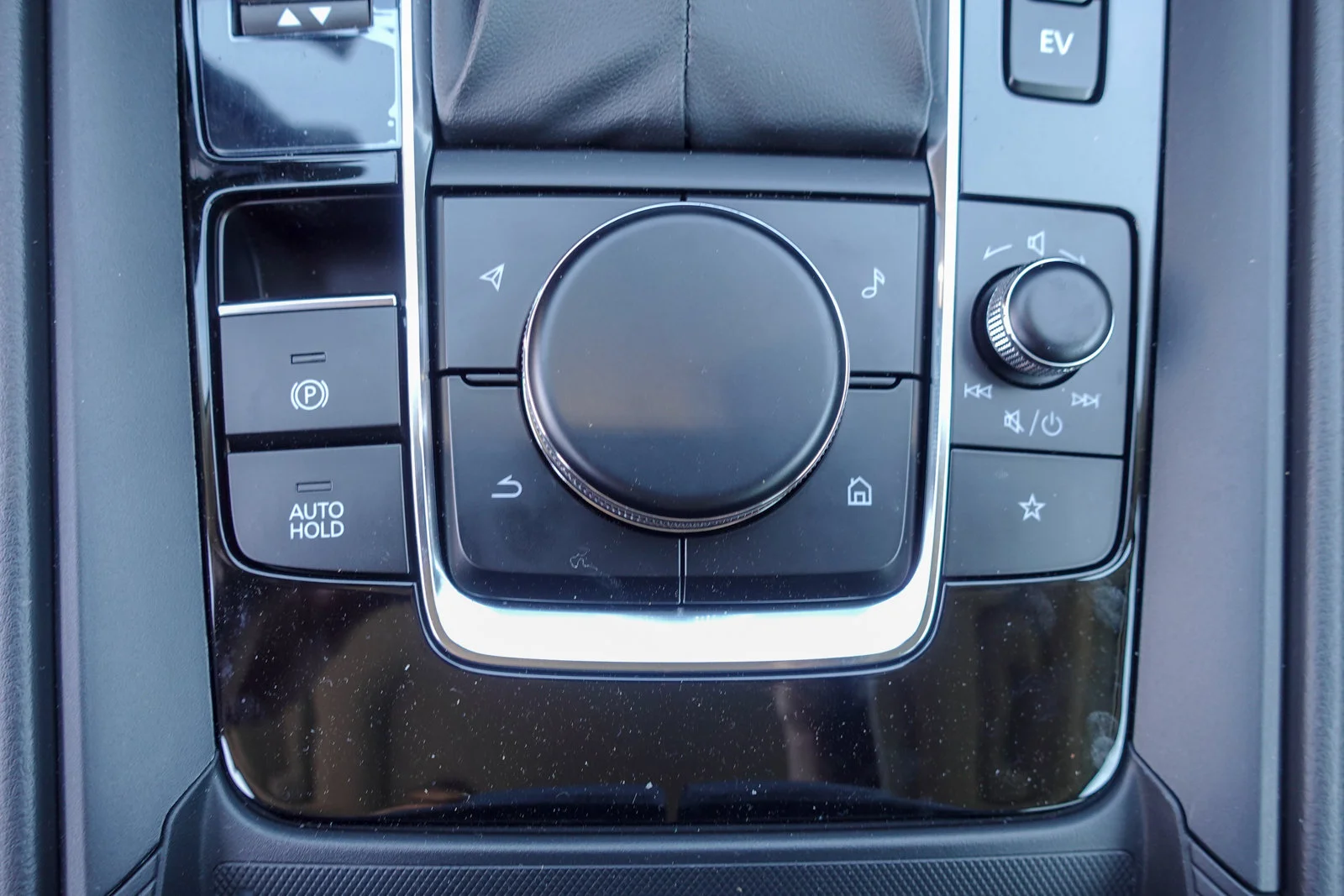 2026 Mazda CX-50 Premium Plus - Photo 23