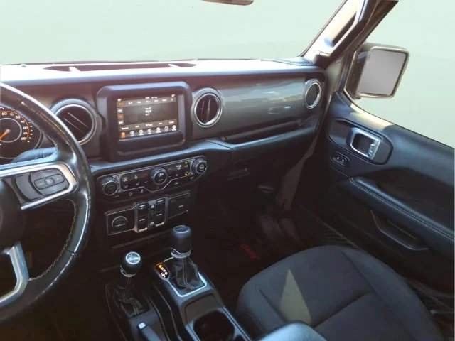 Used 2020 Green Jeep Overland image 19