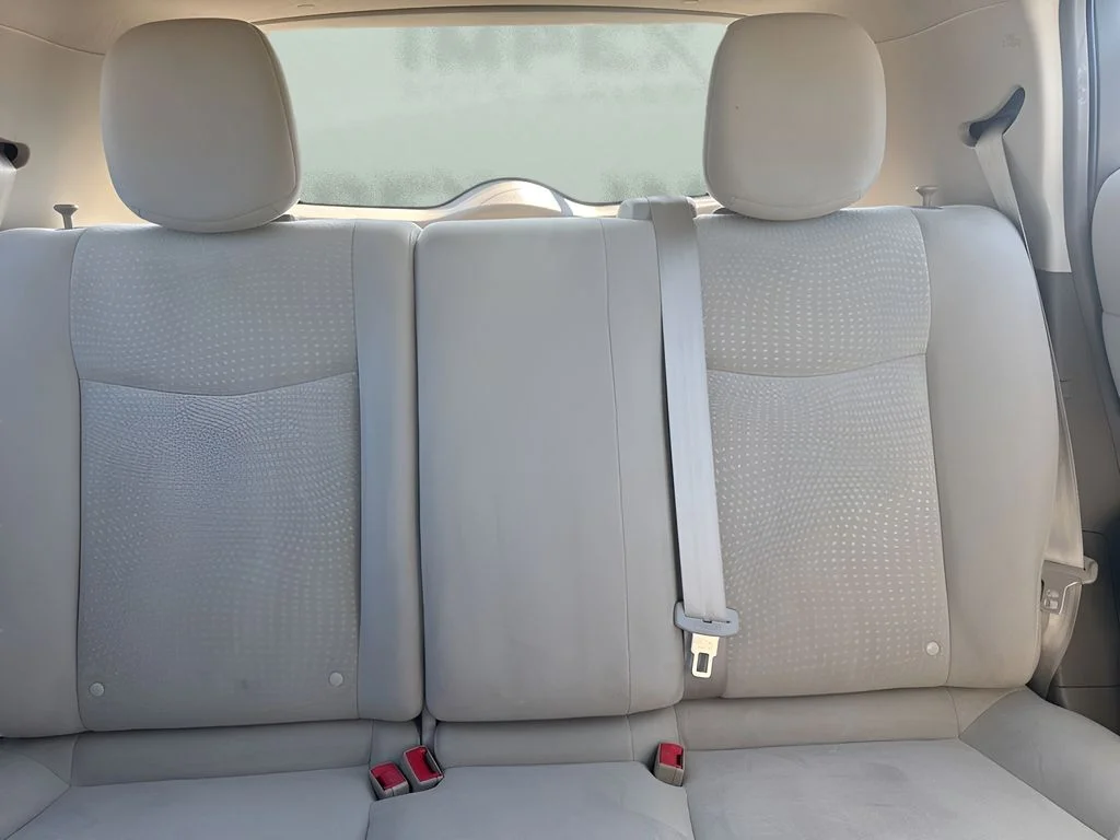 Used 2012 White Nissan SV image 11