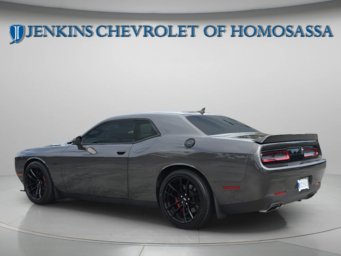 Used 2023 Granite Pearlcoat Dodge R/T image 8