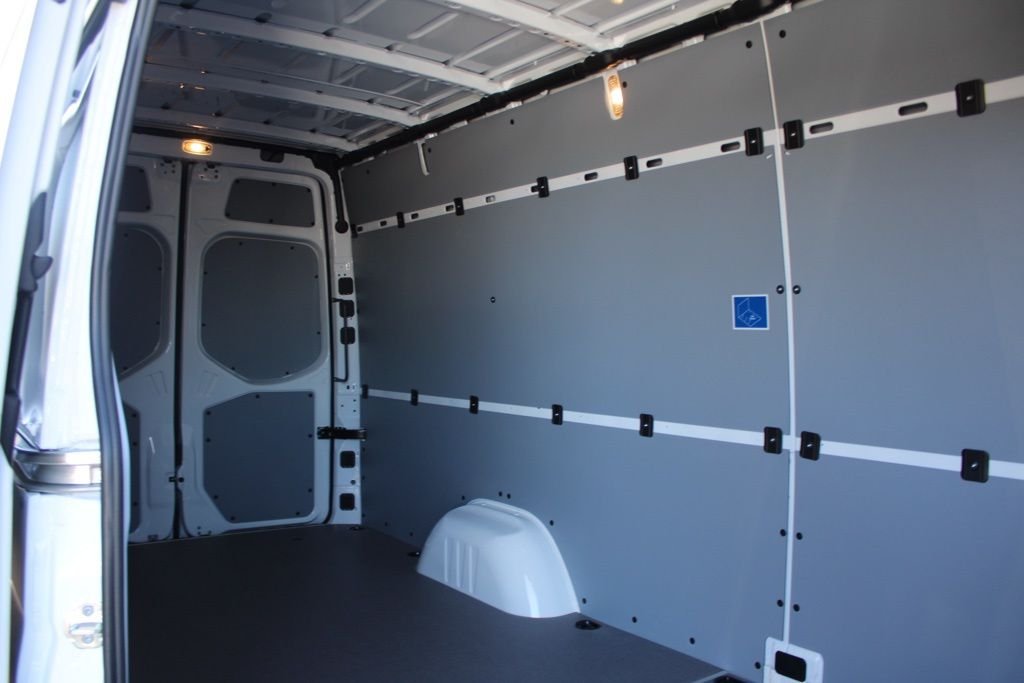 New 2026 Arctic White Mercedes-Benz Cargo 170 WB image 36