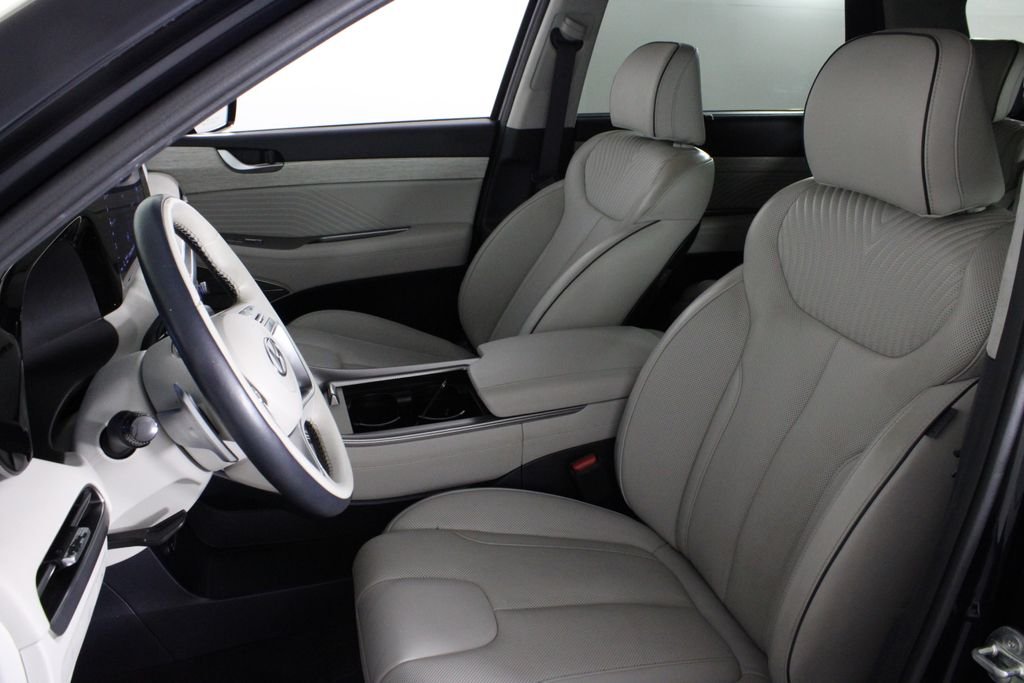 Certified Used 2024 White Hyundai Calligraphy image 22
