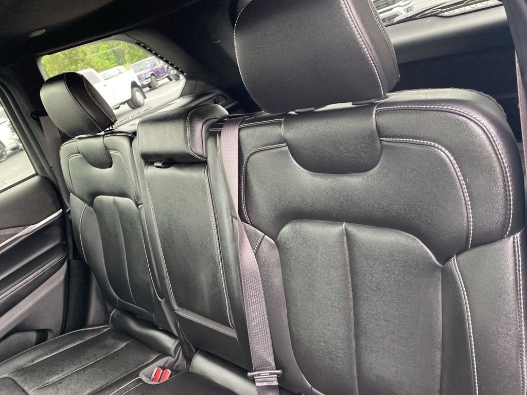 Used 2024 Gray Jeep Limited image 39