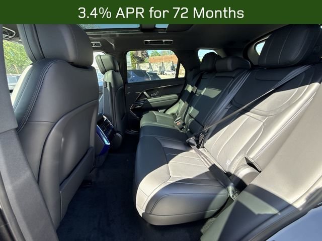 New 2026 Santorini Black LAND ROVER Dynamic SE image 19