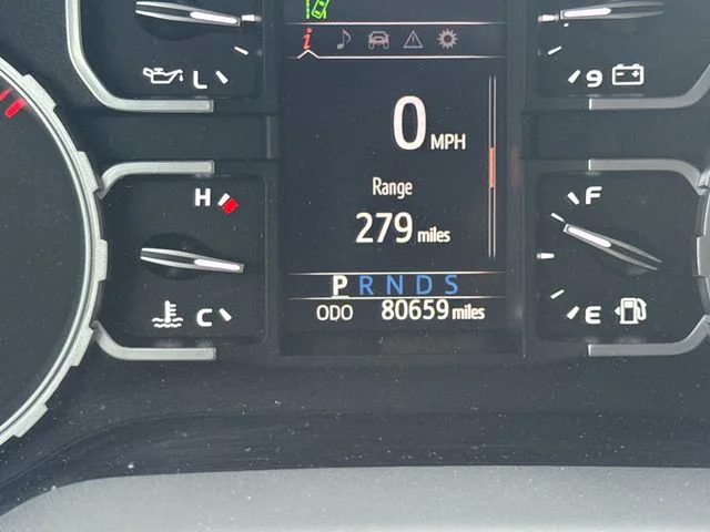 Used 2018 Black Toyota SR5 image 15
