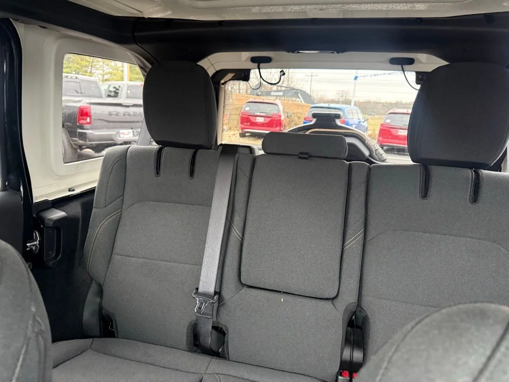 Used 2025 Black Jeep Sahara 4xe image 30