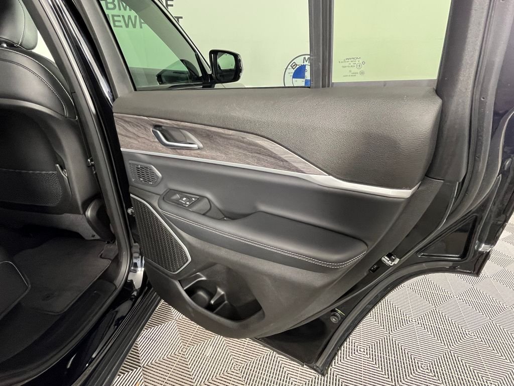 Used 2024 Black Jeep 4xe image 25