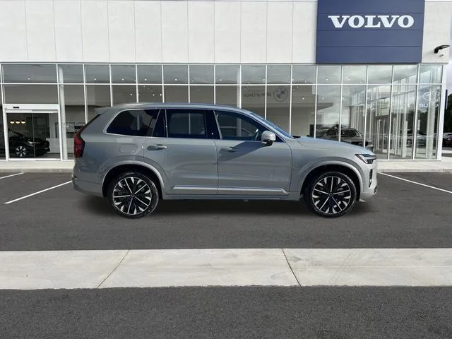 2026 Volvo XC90 Plus - Photo 8