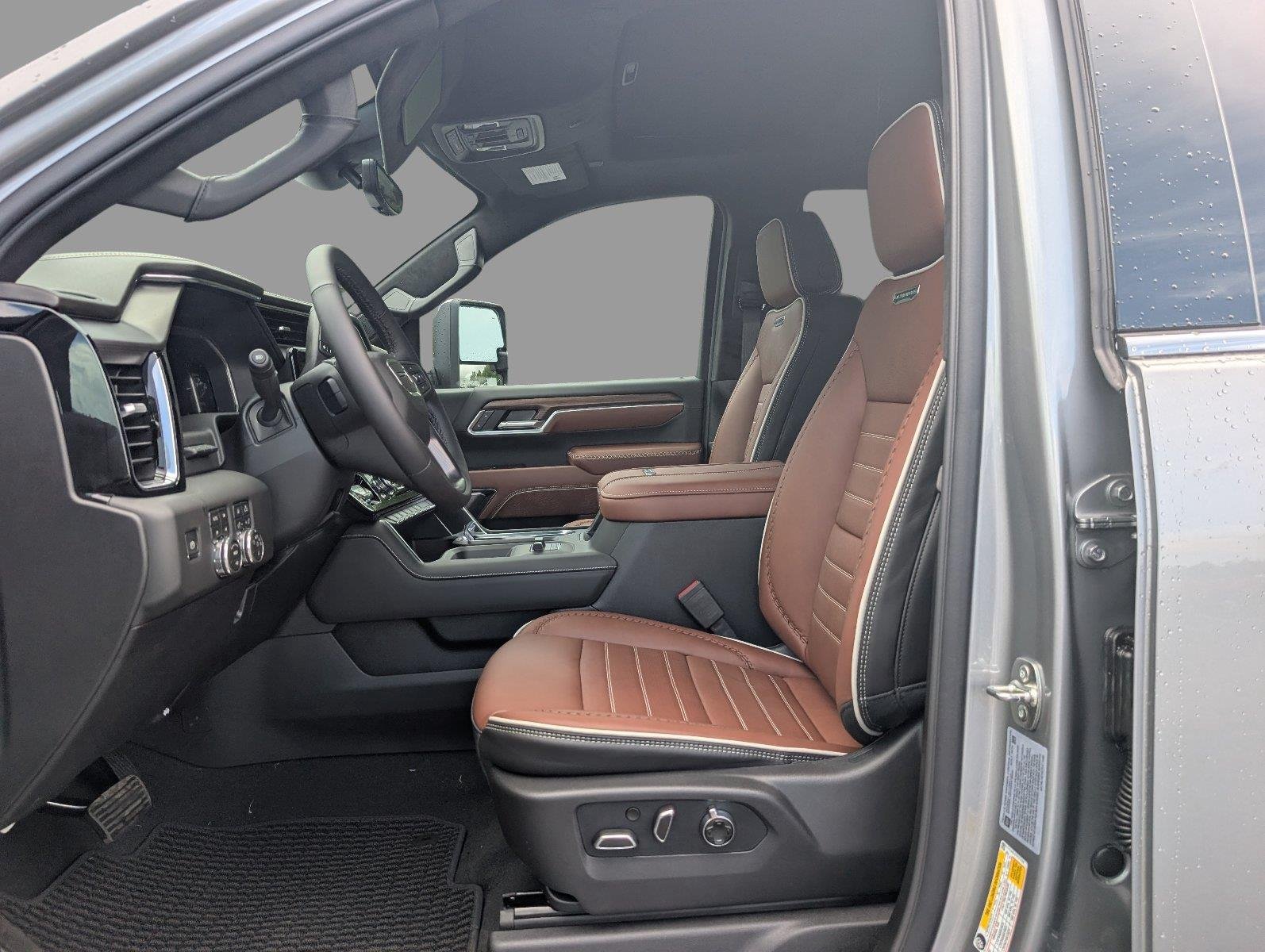2026 GMC Sierra 2500HD Denali Ultimate - Photo 15