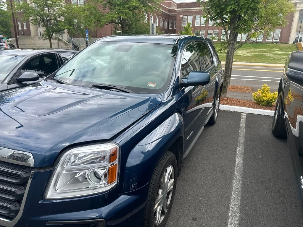 Used 2017 Blue GMC SLE-1 image 3