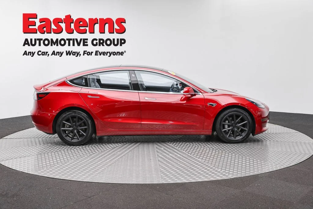 Used 2018 Red Tesla Long Range image 6