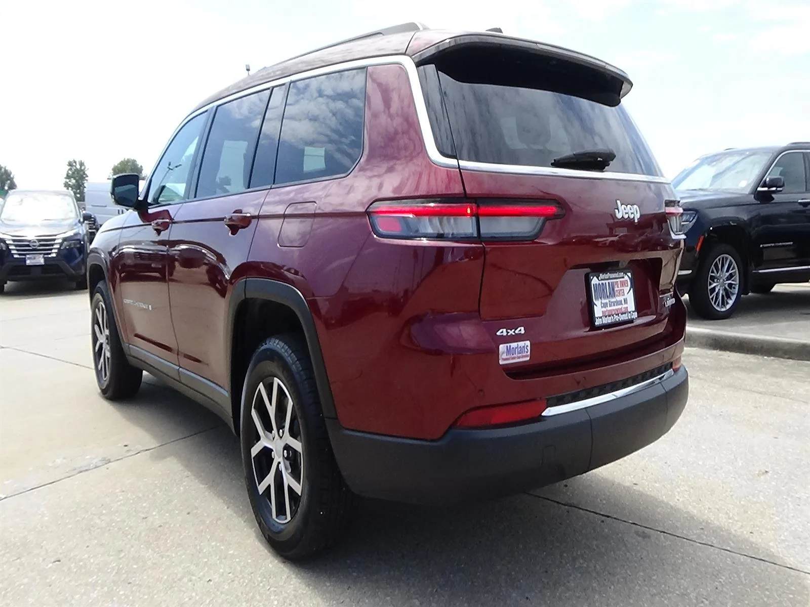 Certified Used 2025 Velvet Red Pearl Coat (prv) Jeep Limited image 8