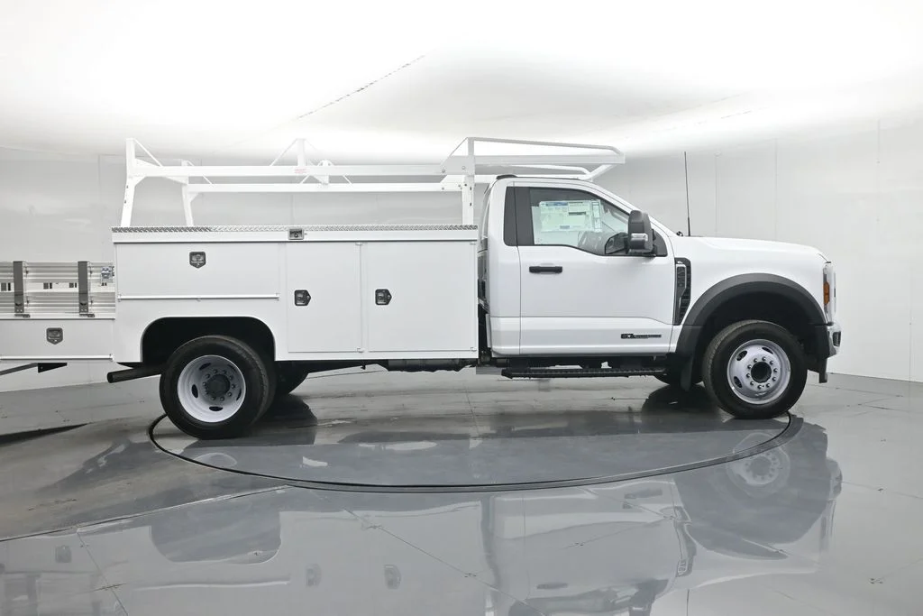 New 2025 Oxford White Ford XL image 33